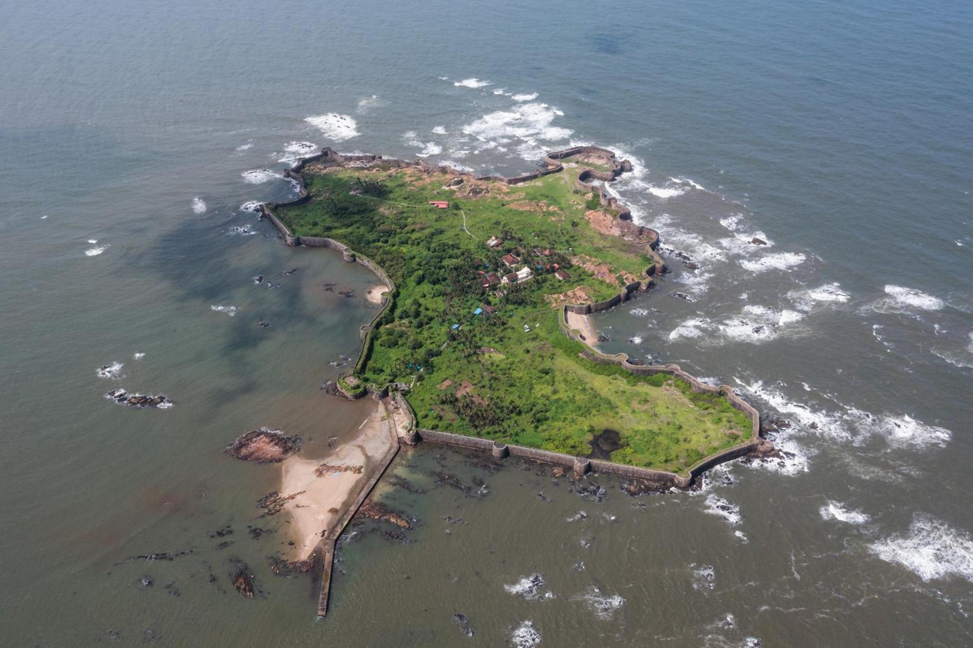 Kokan Heritage Resort Mālvan Kültér fotó